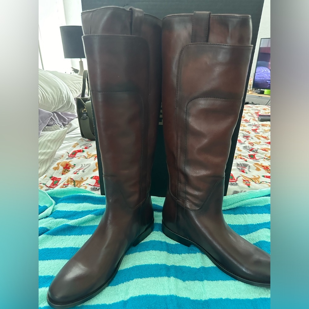 Frye boots NWT